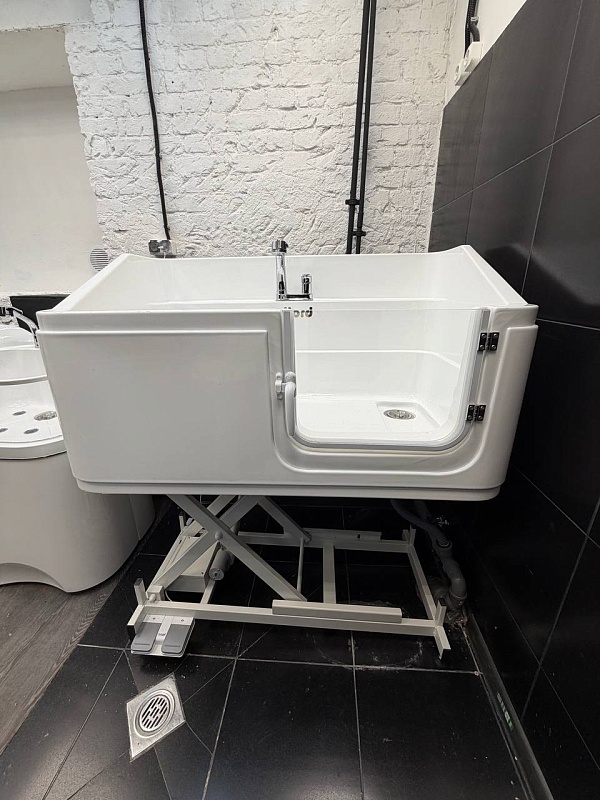 Milord Ванна для мытья собак белая на электроподъемнике, акриловая Milord Acrl-1